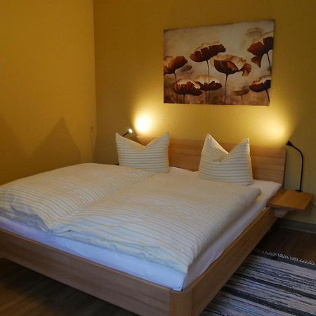 Lindenhof Wohnung 2, Erdgeschoss Vipperow 外观 照片